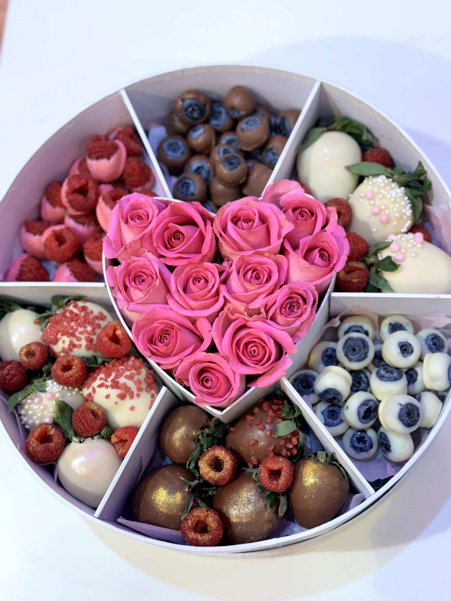 Deluxe Berry Sensation Box - Image 4